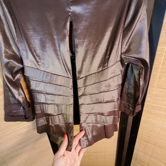 Exquisite KM Collection Party Blouse - Picture 9 of 13